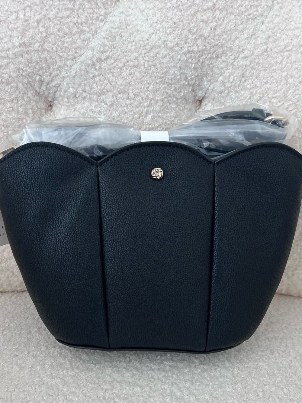 NWT Lauren Conrad Scalloped Crossbody bag